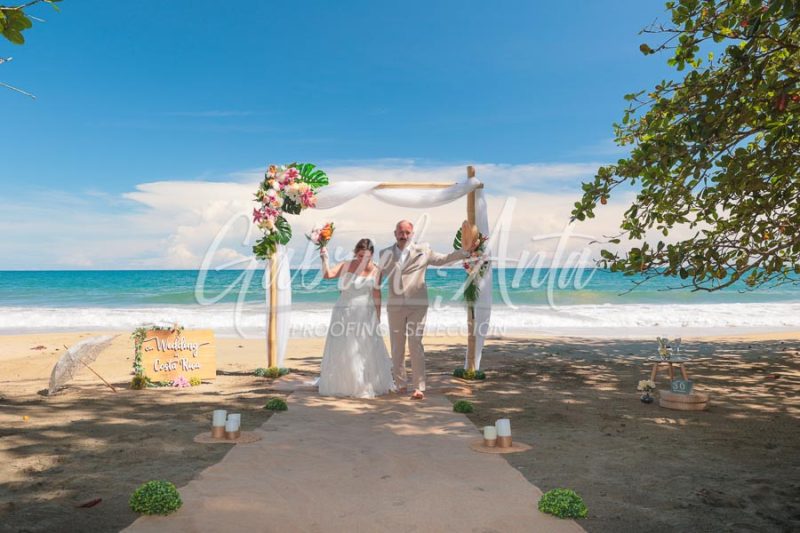 Elopement in Costa Rica - Punta Uva Beach, Puerto Viejo de Talamanca