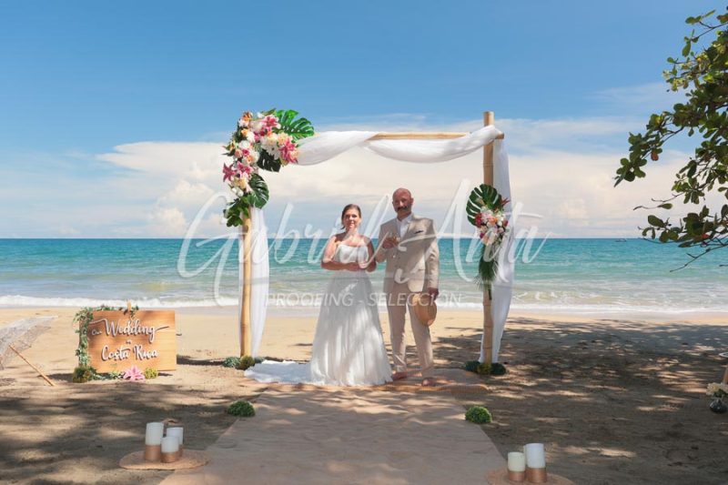 Elopement in Costa Rica - Punta Uva Beach, Puerto Viejo de Talamanca