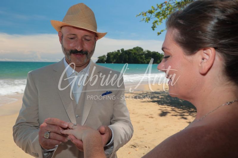 Elopement in Costa Rica - Punta Uva Beach, Puerto Viejo de Talamanca