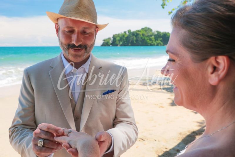Elopement in Costa Rica - Punta Uva Beach, Puerto Viejo de Talamanca