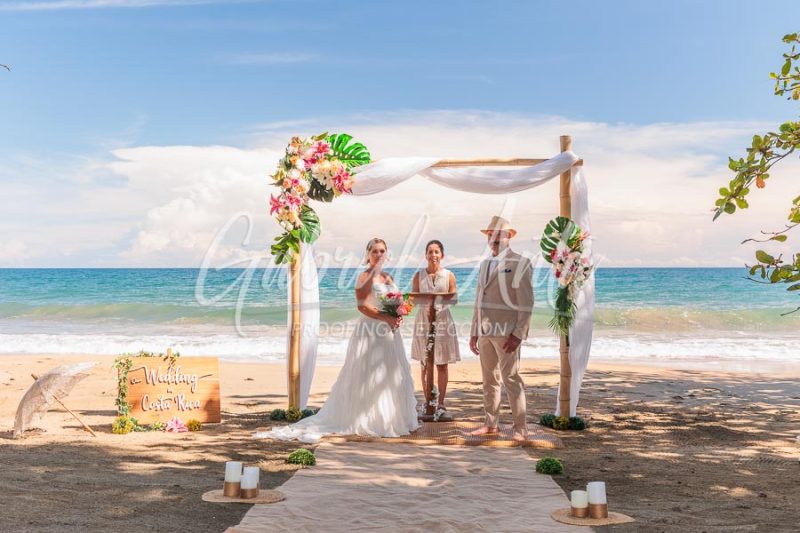 Elopement in Costa Rica - Punta Uva Beach, Puerto Viejo de Talamanca