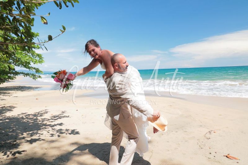 Elopement in Costa Rica - Punta Uva Beach, Puerto Viejo de Talamanca