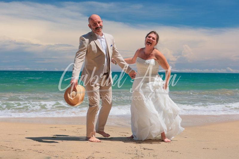 Elopement in Costa Rica - Punta Uva Beach, Puerto Viejo de Talamanca
