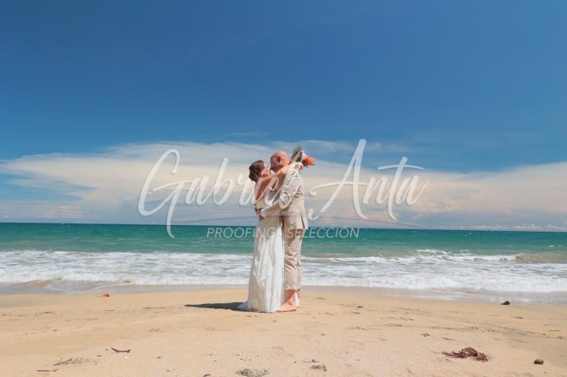 Elopement in Costa Rica - Punta Uva Beach, Puerto Viejo de Talamanca
