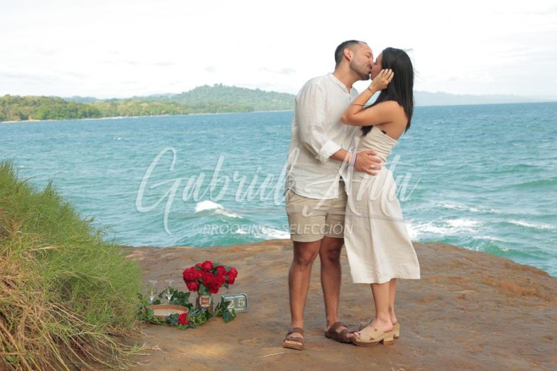 Propuesta de Matrimonio en Puerto Viejo - Playa Punta Uva - Costa Rica