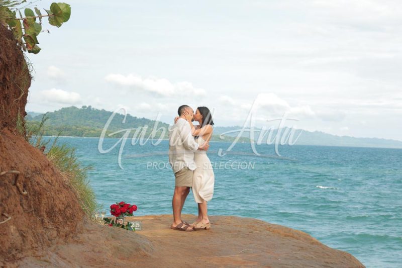 Propuesta de Matrimonio en Puerto Viejo - Playa Punta Uva - Costa Rica