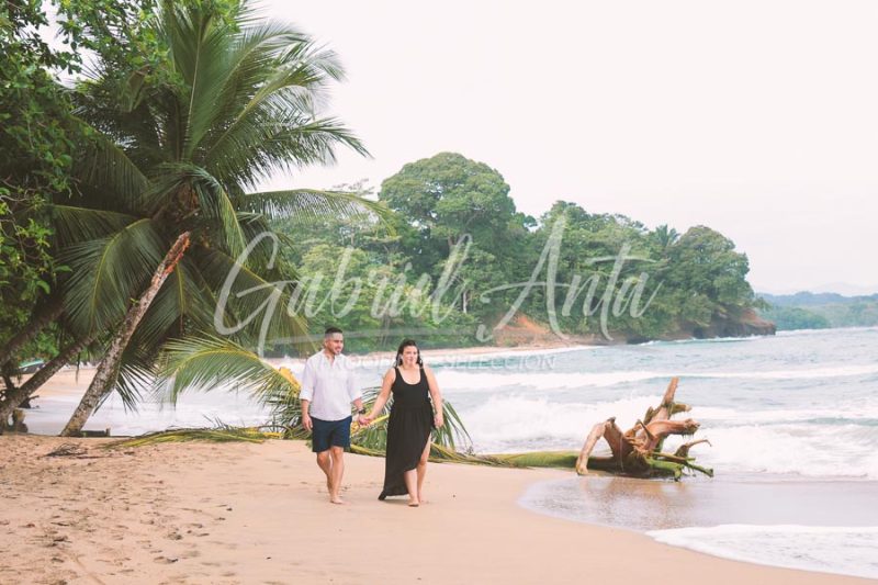 Propuesta de Matrimonio en Puerto Viejo - Playa Punta Uva - Costa Rica